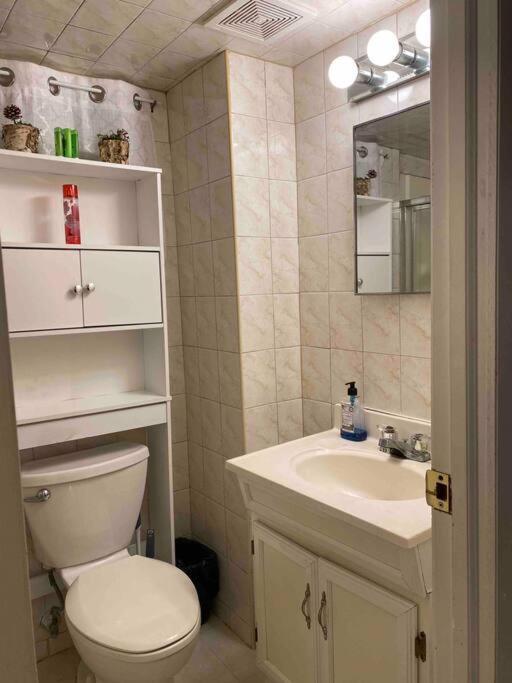Apartmán Treasure In Queens New York Exteriér fotografie